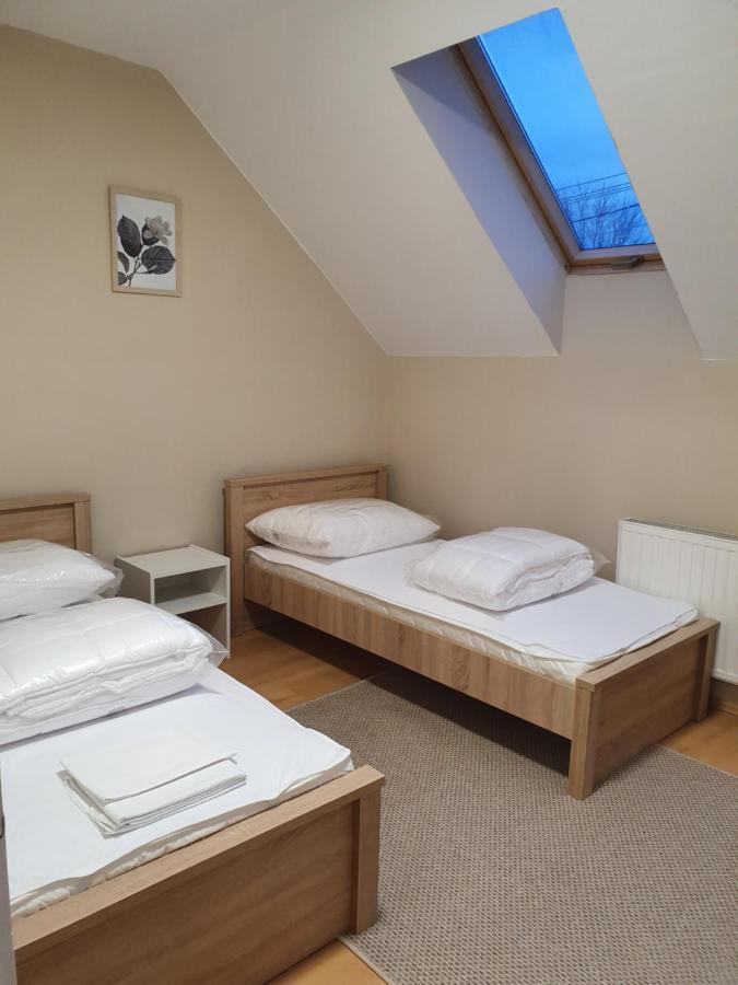 Bella Apartman Szegedin Exterior foto